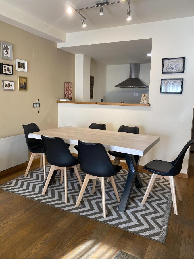 Apartament Neret I Sort Eksteriør billede